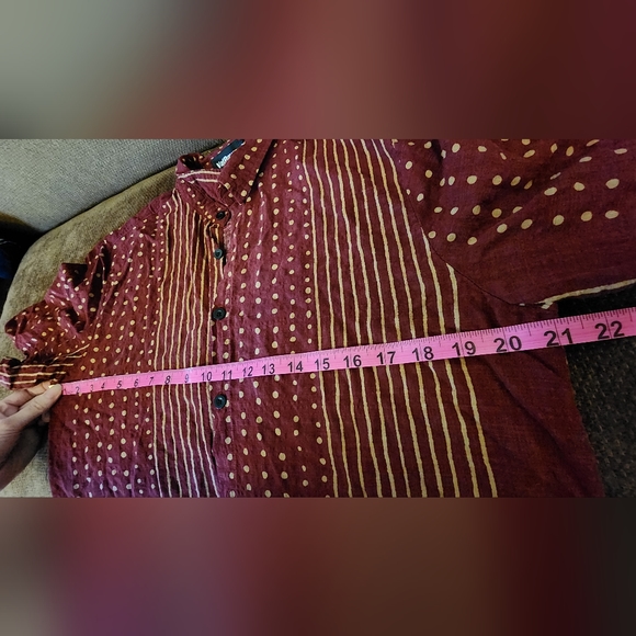 Retro Hawaiian Shirt - Picture 9 of 9